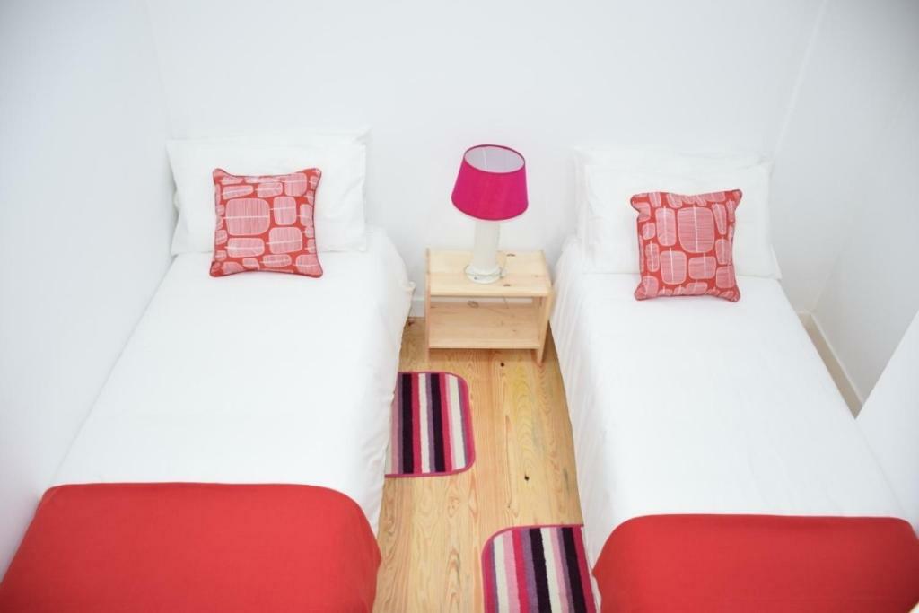 Cool Tailor Made 2 Bedroom Apartment リスボン エクステリア 写真