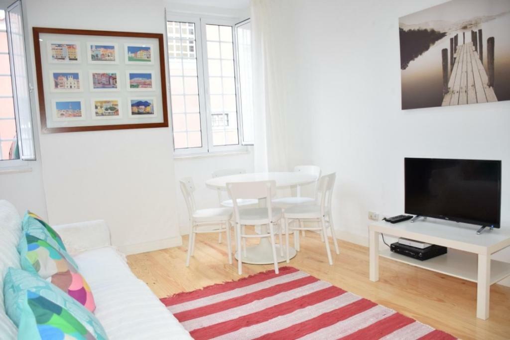 Cool Tailor Made 2 Bedroom Apartment リスボン エクステリア 写真